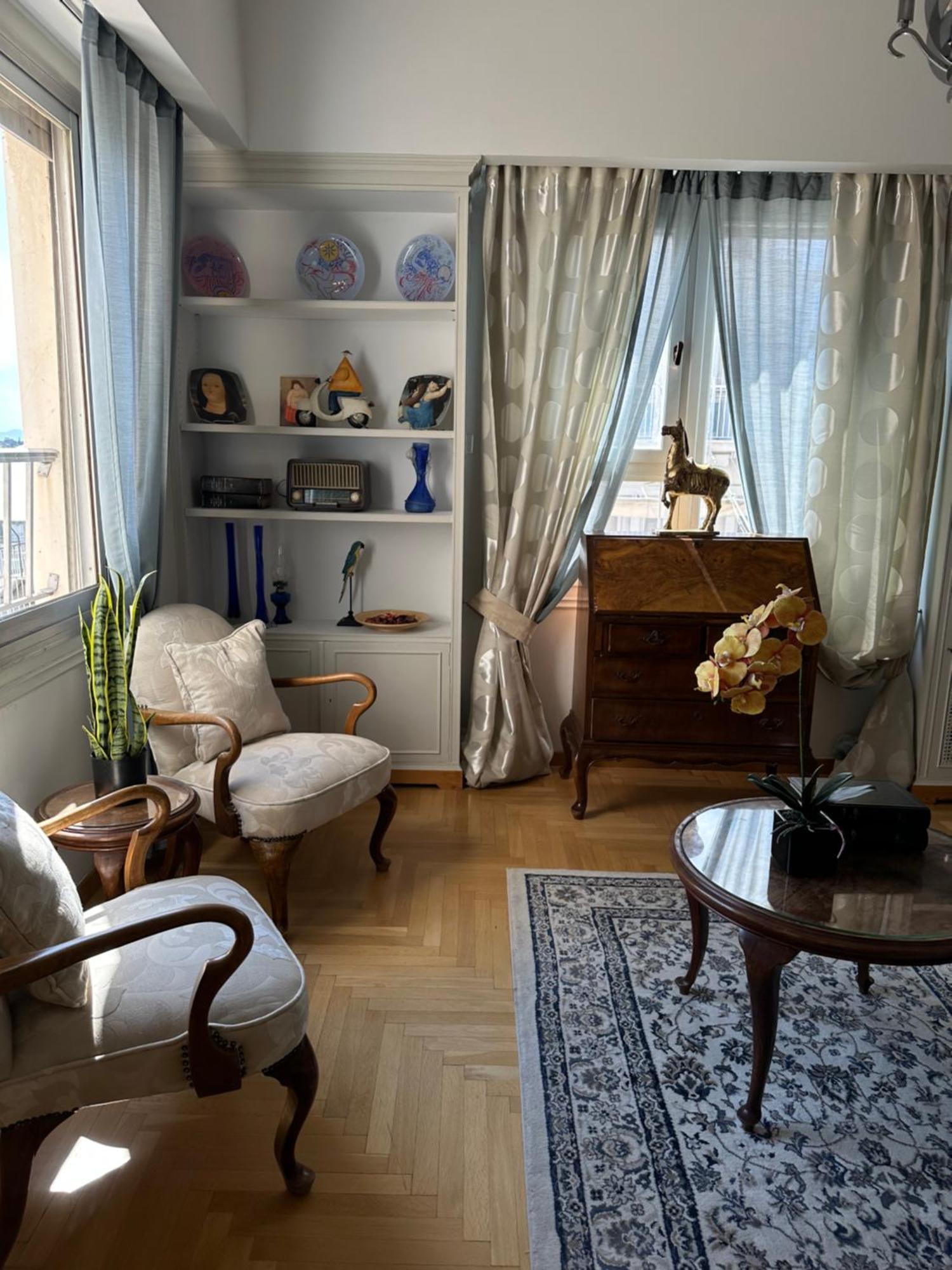 2 Bd In Syntagma With Acropolis View *
