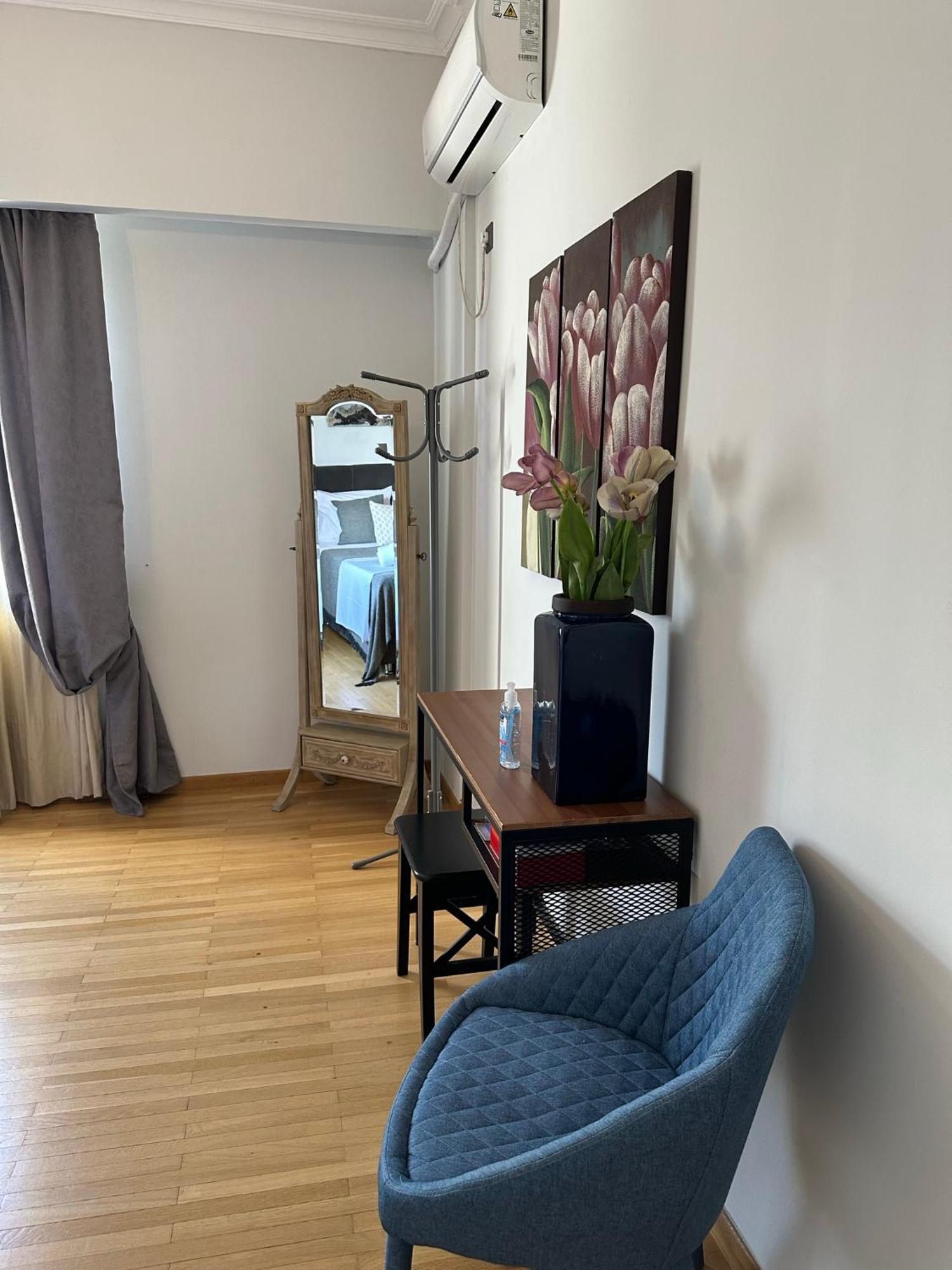 2 Bd In Syntagma With Acropolis View